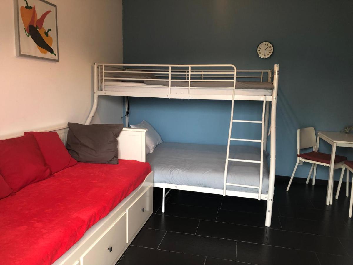 A Casa Amarela Apartment Pinheiro de Coja Bagian luar foto